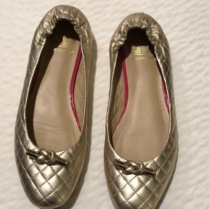 Gold Lilly  Pulitzer Flats